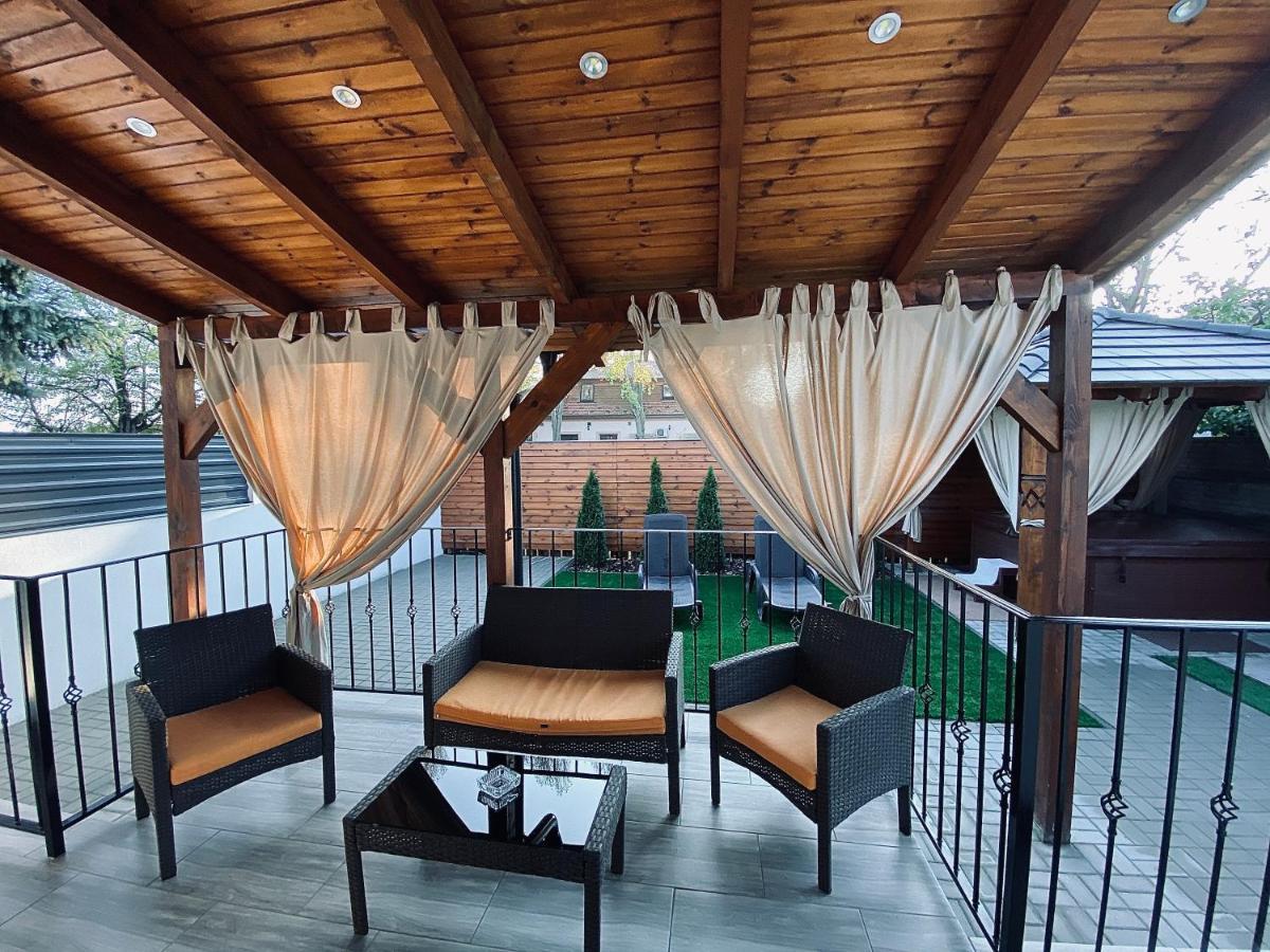 Hotel Lotus Hermina-major Dış mekan fotoğraf