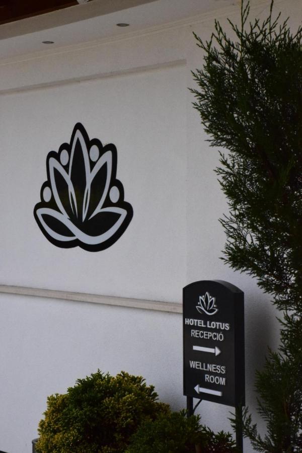 Hotel Lotus Hermina-major Dış mekan fotoğraf