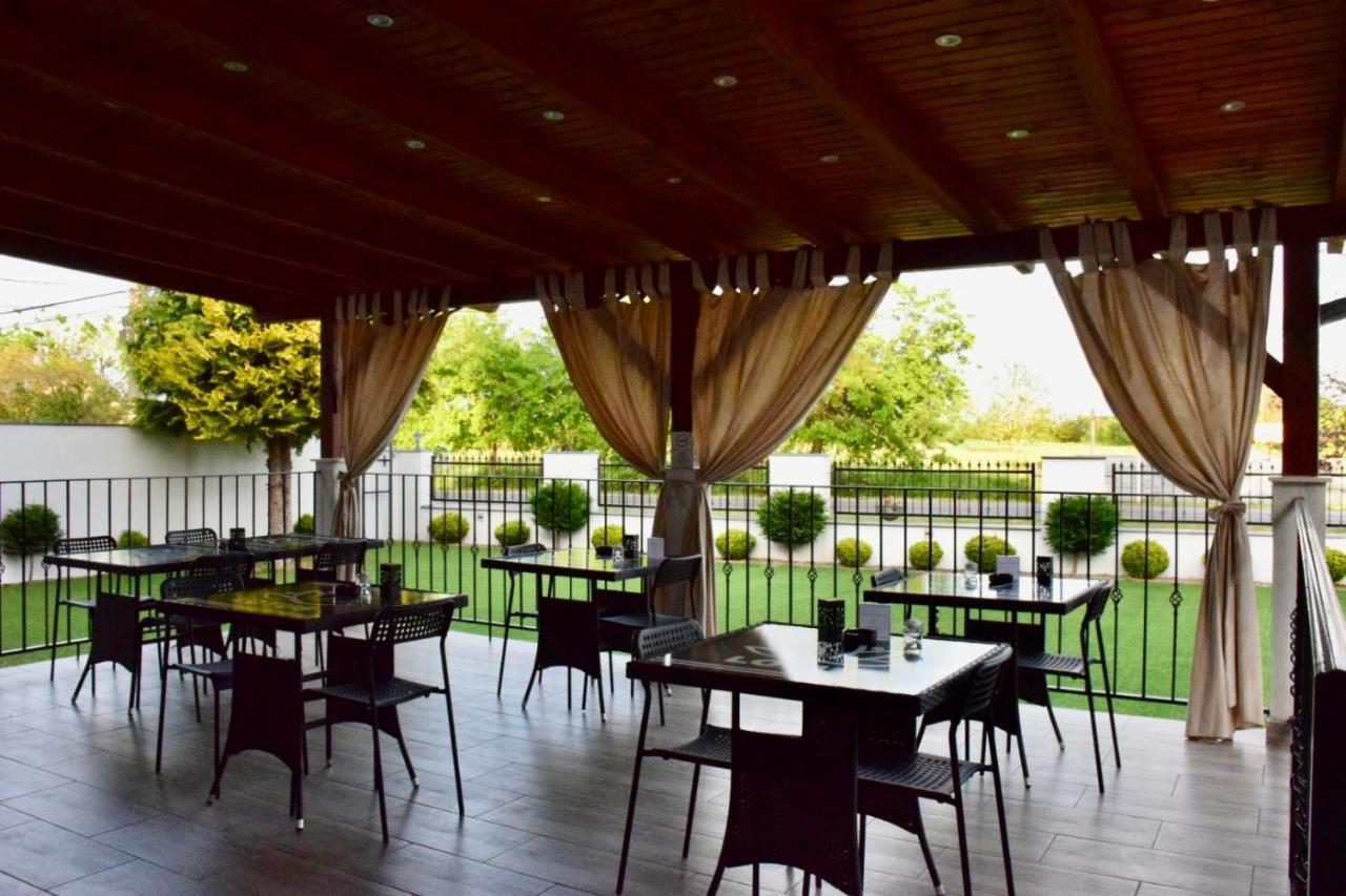 Hotel Lotus Hermina-major Dış mekan fotoğraf