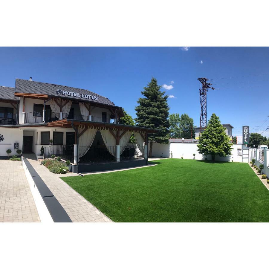 Hotel Lotus Hermina-major Dış mekan fotoğraf